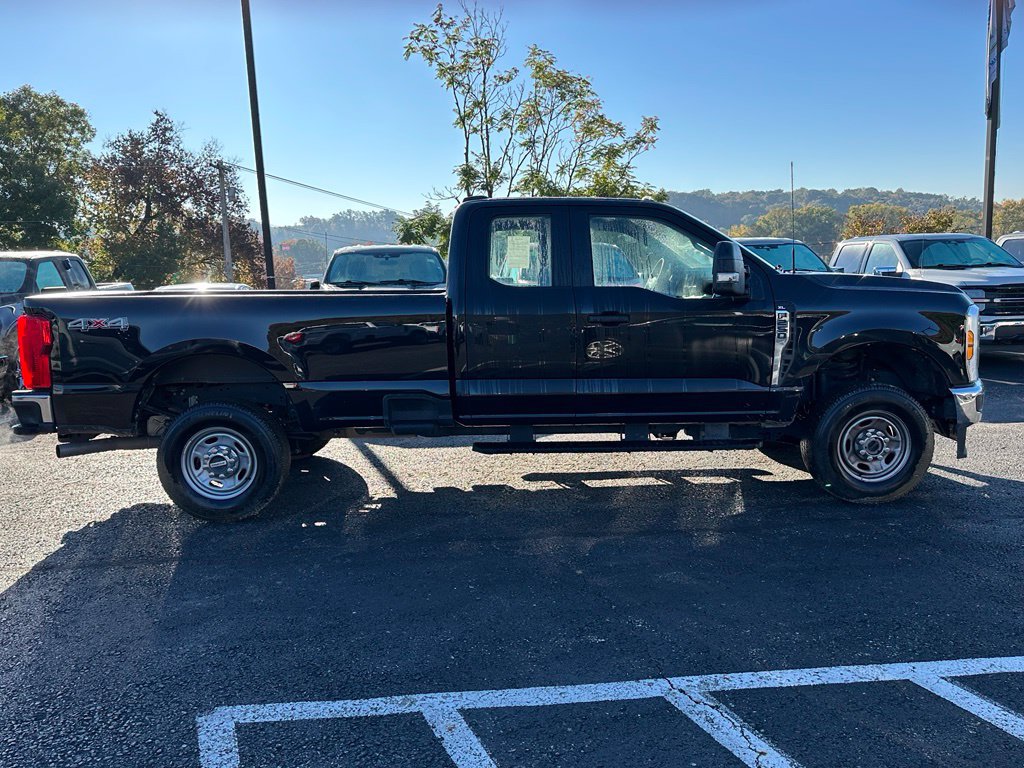 Used 2026 Ford F250 XL w/ XL Chrome Package AWD/4WD image 4
