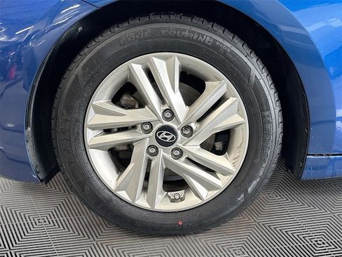 Used 2019 Hyundai Elantra Value Edition image 27