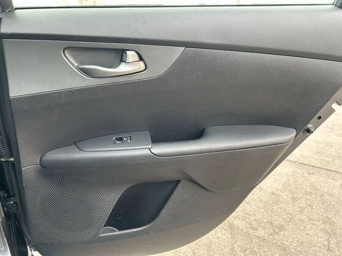 Used 2021 Kia Forte LXS image 26