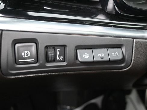 Used 2024 Cadillac XT6 Sport w/ Technology Package AWD/4WD image 26