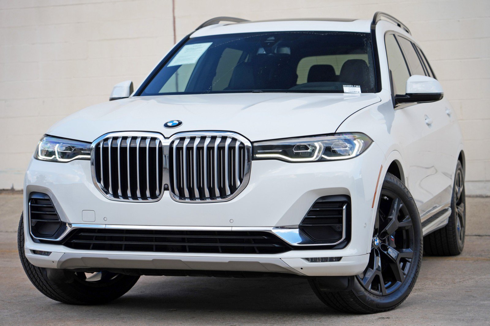 Used 2021 BMW X7 xDrive40i w/ Premium Package AWD/4WD image 3