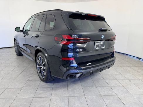 New 2026 BMW X5 xDrive50e image 3
