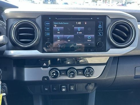 Used 2018 Toyota Tacoma SR5 image 23