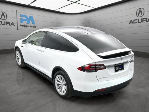 Used 2018 Tesla Model X P100D image 39