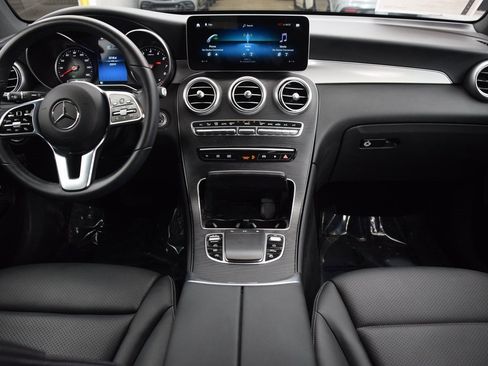 Certified 2022 Mercedes-Benz GLC 300 GLC 300 image 18