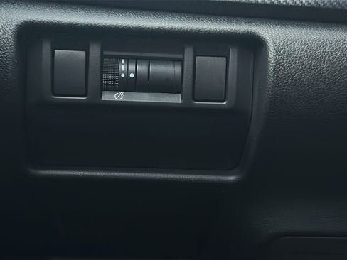 Certified 2024 Subaru Crosstrek 2.5i Limited w/ Crosstrek Mirror Package image 39