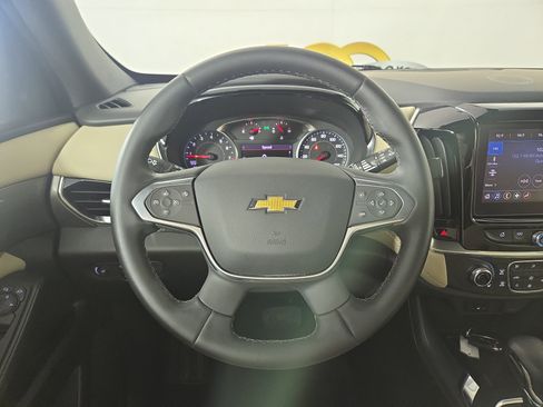 Certified 2023 Chevrolet Traverse LT image 15