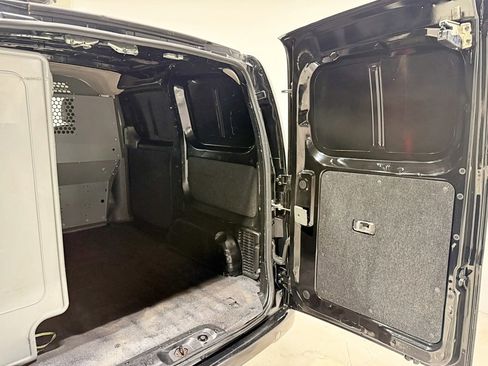 Used 2019 Nissan NV200 SV w/ Navigation Package image 30