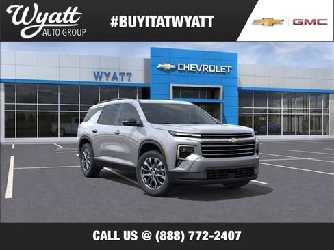 New 2026 Chevrolet Traverse LT AWD/4WD image 1