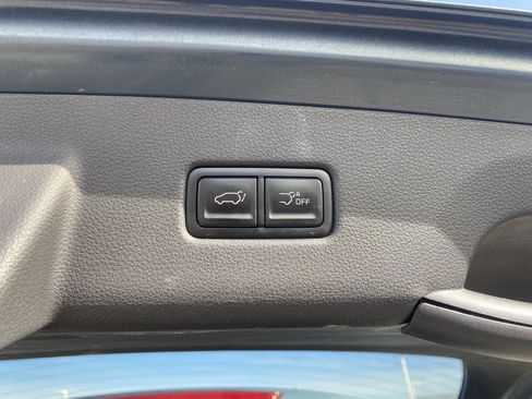 Used 2022 Kia Carnival SX image 25