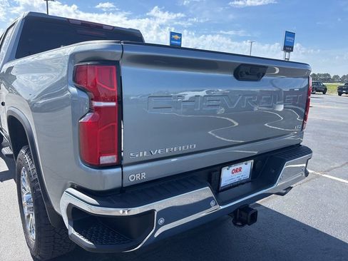New 2026 Chevrolet Silverado 2500 LTZ w/ LTZ Convenience Package AWD/4WD image 4