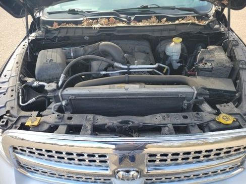 Used 2017 RAM 1500 Laramie AWD/4WD image 33