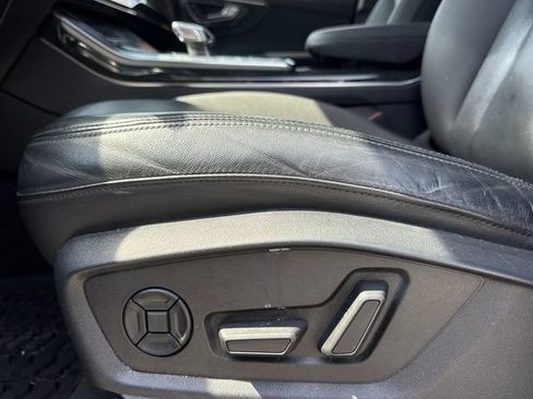 Used 2020 Audi Q7 2.0T Premium w/ Convenience Package AWD/4WD image 14