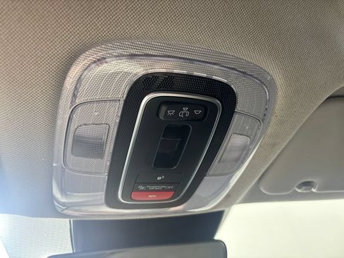Used 2023 Hyundai Elantra SEL w/ Cargo Package FWD image 23