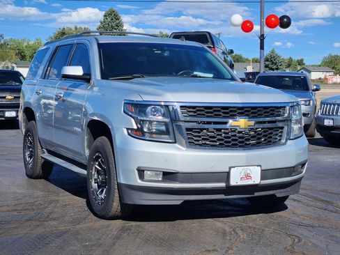 Used 2015 Chevrolet Tahoe LT w/ Luxury Package AWD/4WD image 5