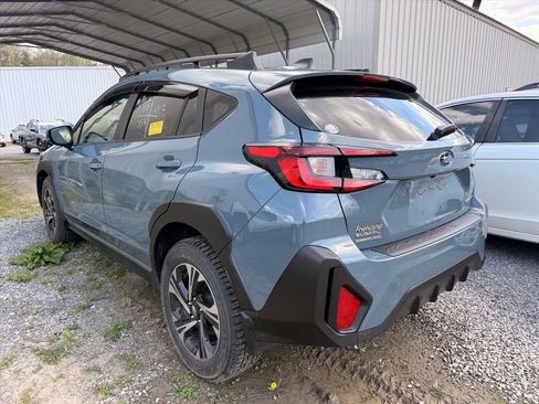 Used 2024 Subaru Crosstrek 2.0i Premium image 8