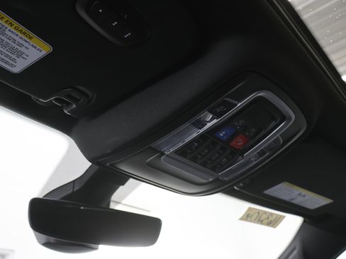 Used 2023 RAM 1500 Big Horn AWD/4WD image 12