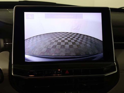 Used 2023 Jeep Compass Limited image 42