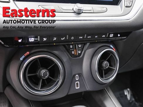 Used 2025 Chevrolet Blazer LT FWD image 20
