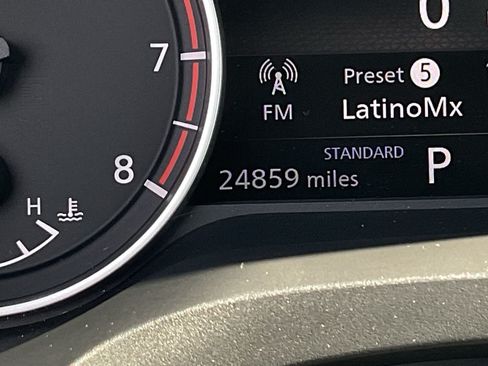 Used 2023 Nissan Rogue SL w/ SL Premium Package FWD image 45