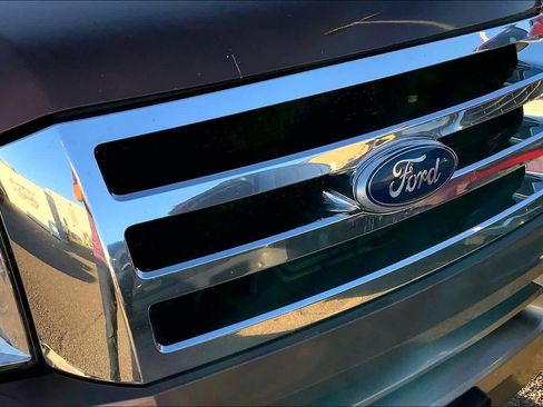 Used 2012 Ford Expedition EL XLT image 28