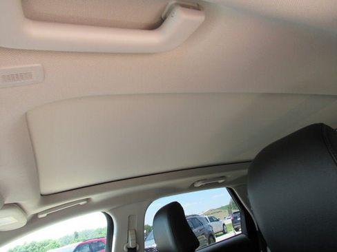 Used 2024 Ford Edge Titanium w/ Equipment Group 301A AWD/4WD image 29
