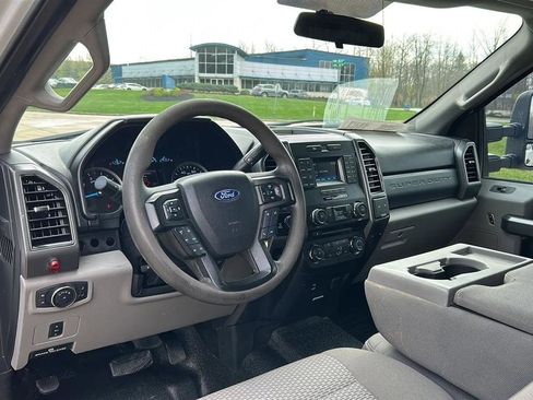 Used 2018 Ford F250 XLT w/ XLT Value Package image 31