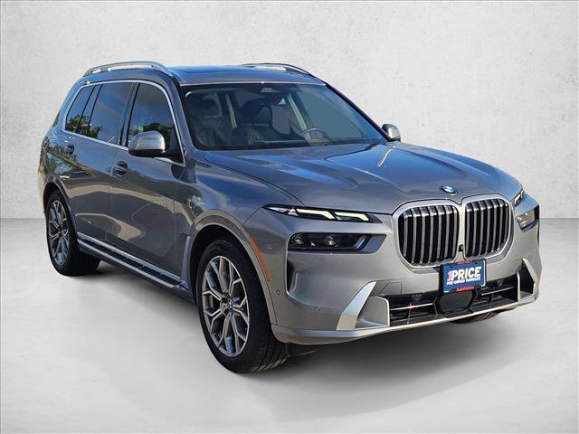 Used 2023 BMW X7 xDrive40i w/ Premium Package AWD/4WD image 3