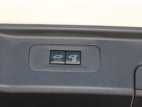 Certified 2024 Toyota Grand Highlander AWD image 17