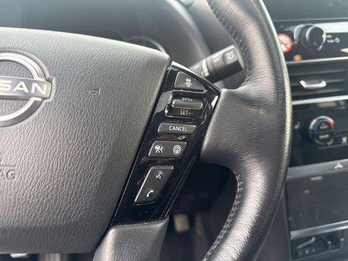 Used 2023 Nissan Armada SL w/ Midnight Edition Package image 11