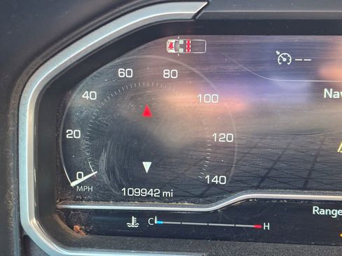 Used 2024 GMC Sierra 2500 AT4 w/ AT4 Preferred Package image 7