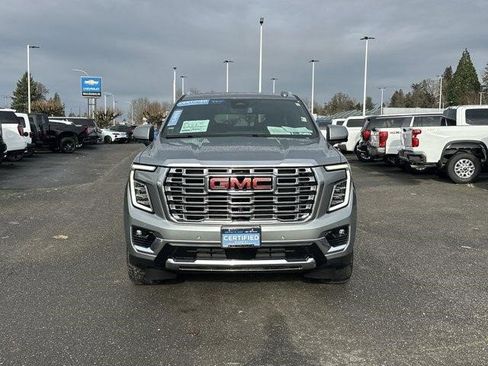 Certified 2025 GMC Yukon XL Denali image 11