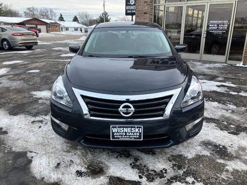 Used 2014 Nissan Altima 2.5 S w/ Display Audio Package image 8