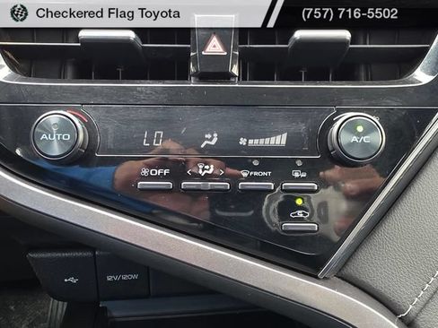 Used 2024 Toyota Camry SE FWD image 17