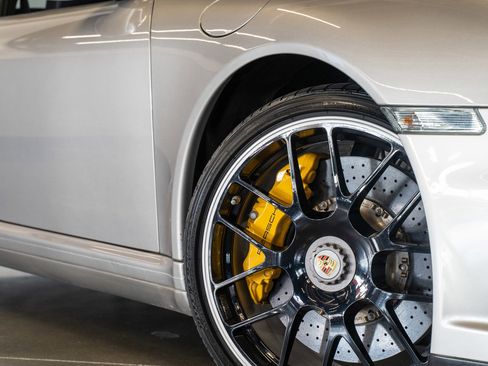 Used 2013 Porsche 911 Turbo S AWD/4WD image 39