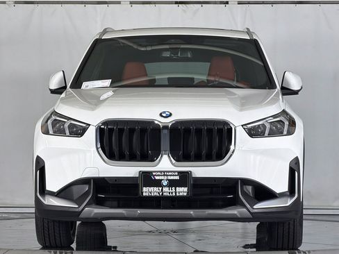 Used 2023 BMW X1 xDrive28i w/ Convenience Package AWD/4WD image 6