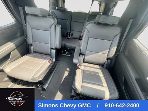 Used 2024 Chevrolet Tahoe High Country AWD/4WD image 28