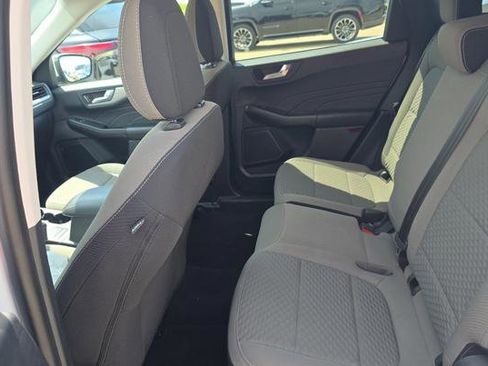 Used 2021 Ford Escape SE FWD image 9