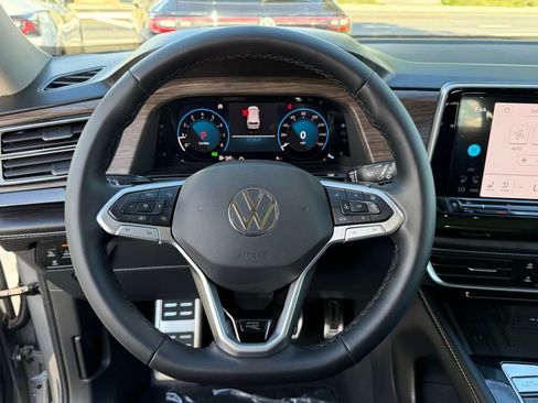 New 2026 Volkswagen Atlas SEL Premium R-Line AWD/4WD image 14
