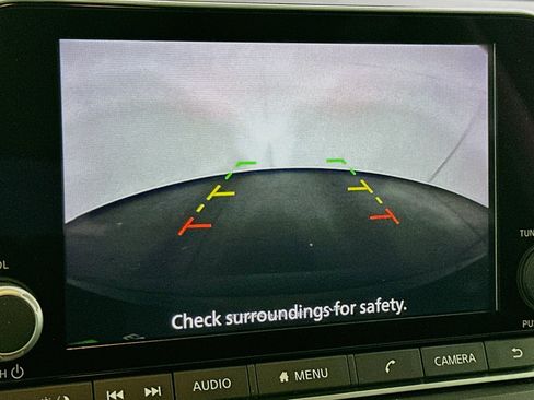 Used 2023 Nissan Rogue S FWD image 22