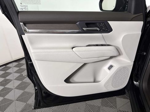 New 2026 GMC Terrain Denali AWD/4WD image 8