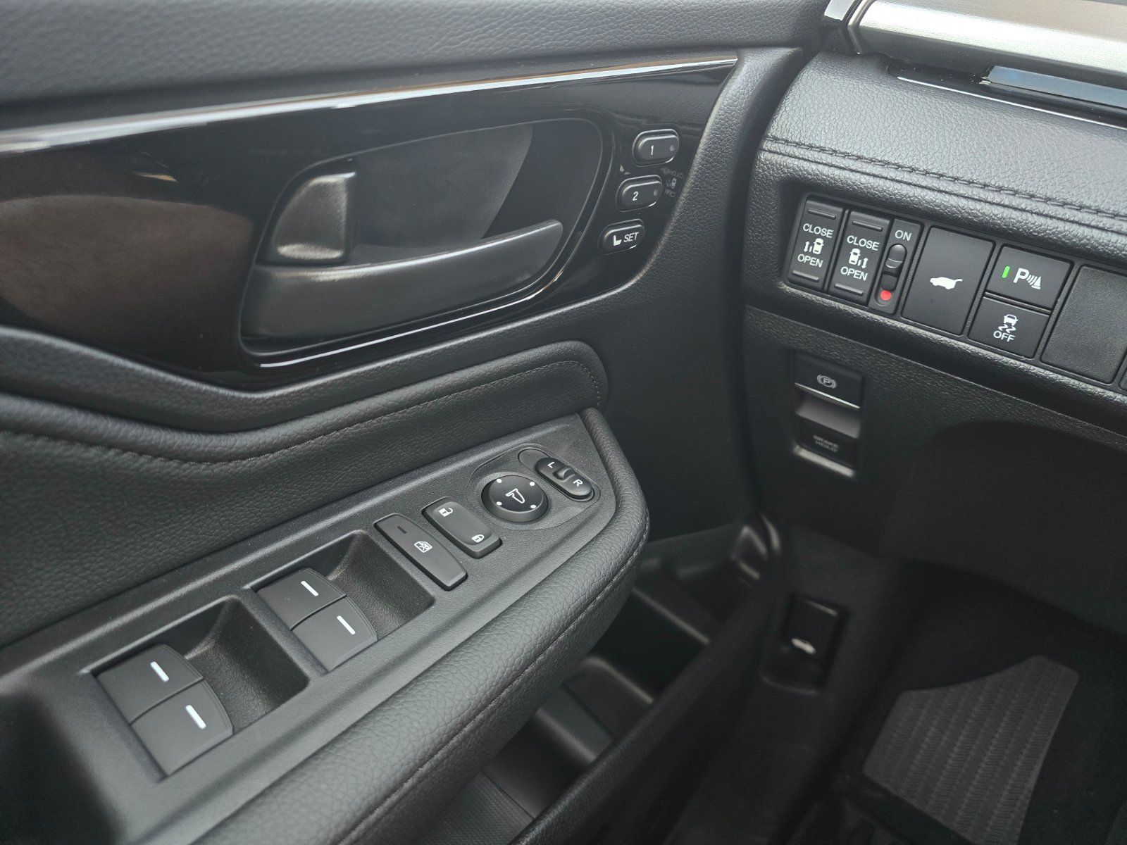 New 2027 Honda Odyssey Touring image 22