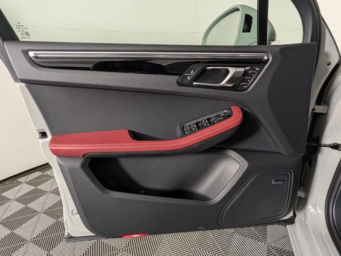 New 2026 Porsche Macan S AWD/4WD image 25