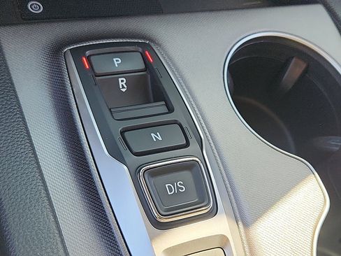 Used 2024 Honda Ridgeline Sport image 25