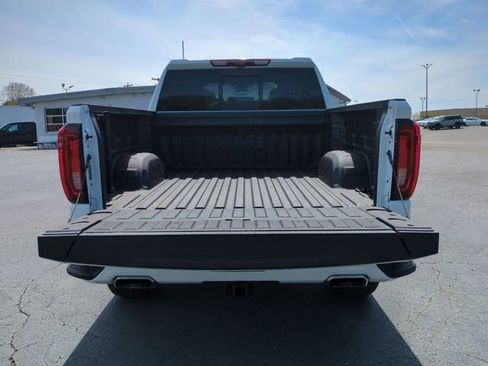 Used 2025 GMC Sierra 1500 AT4 w/ AT4 Premium Package image 33