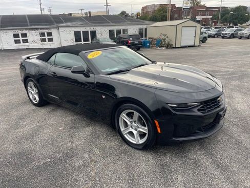 Used 2023 Chevrolet Camaro LT image 3