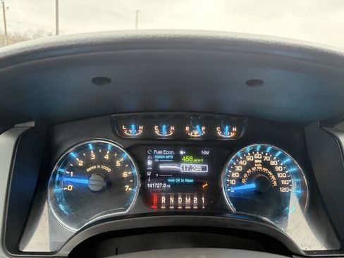 Used 2014 Ford F150 XLT w/ XLT Chrome Package image 21