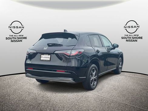 Used 2024 Honda HR-V EX-L image 5