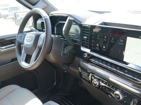 New 2026 GMC Sierra 1500 SLE AWD/4WD image 25