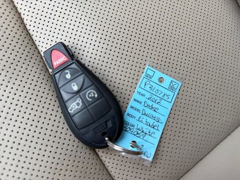 Used 2012 Dodge Durango Citadel image 27